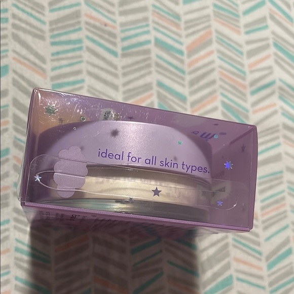 The Crème Shop Moon Dust Setting Powder - Picture 4 of 5